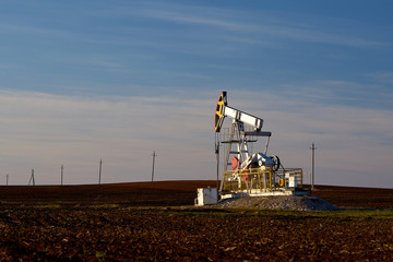 Technological oil and gas production. Production, transportation and processing of oil and gas. Production for the world's population.