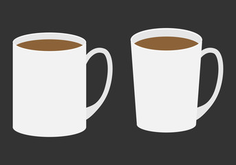 Tazas blancas con café sobre fondo negro.