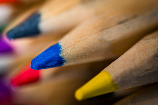 blue colored pencil
