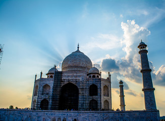 Fototapeta premium The Grate Taj Mahal of India was commissioned by Shah Jahan in 1631 