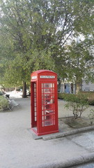 red telephone box in Avignon