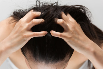 Obraz premium 頭皮ケア