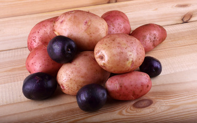 Potato on table