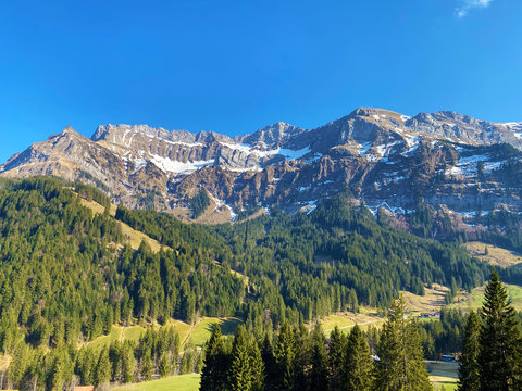 Alpine peaks Klimsenhorn, Esel, Tomlishorn and Widderfeld in the Mountain massif Pilatus or Mount Pilatus, Eigenthal - Canton of Lucerne, Switzerland (Kanton Luzern, Schweiz)