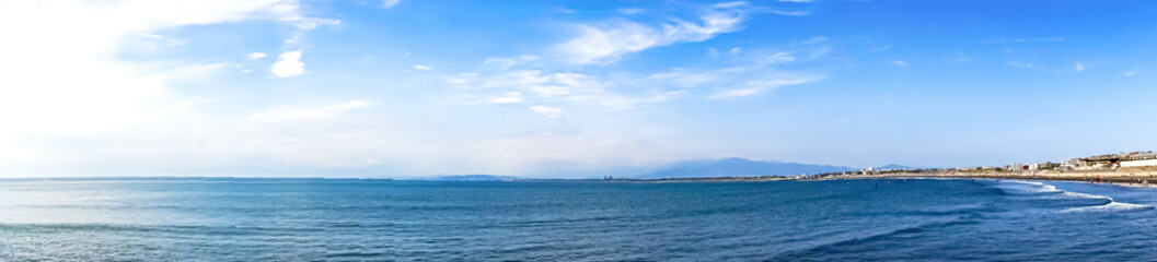 【パノラマ】神奈川県 湘南・江の島の海風景