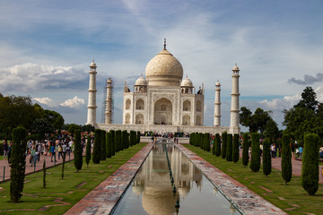 Fototapeta na wymiar Taj mahal, 1631, Agra, Uttar Pradesh, india