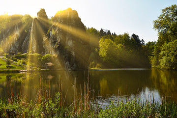 Die Externsteine sind eine markante Felsformation im Teutoburger Wald in Deutschland.