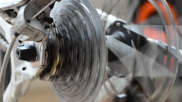 Gear shift on bike, chain jumps on rear cassette