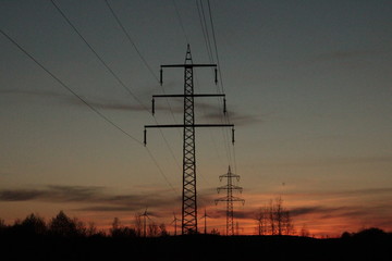 Abendstimmung an der Stromtrasse