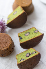 黒豆が入った抹茶マフィン