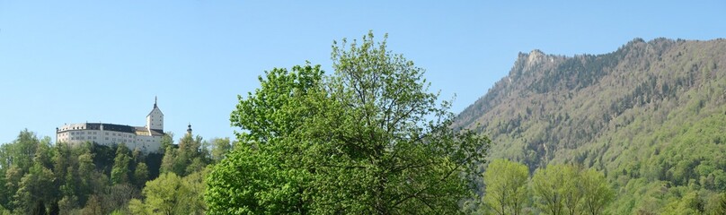 Fototapeta na wymiar Panorama bei Hohenaschau