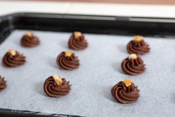 自宅でお菓子作り　ガナッシュクッキー　焼く前のクッキー生地