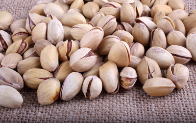 Pistachio nuts on bagging