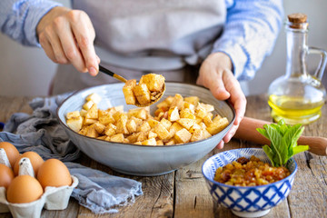 ale filling with cinnamon and raisins for strudel.Cooking strudel.Cooking apple pie at home. Sliced ​​apples in a bowl with cinnamon and sugar.Cooking together at home. Ingredients for the pie. 