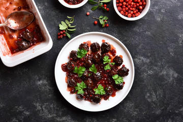 Meatballs with cranberry sauce