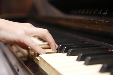 Fototapeta na wymiar playing the piano
