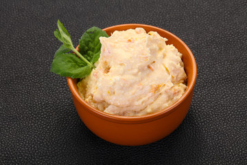 Curd with dry apricot
