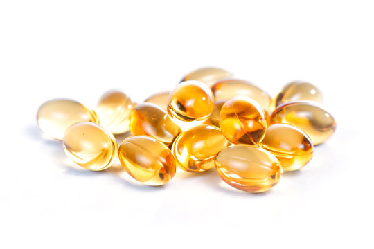 Yellow Pills Vitamin E Soft Gels / Food Supplement