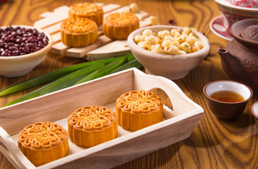  Traditional mooncakes