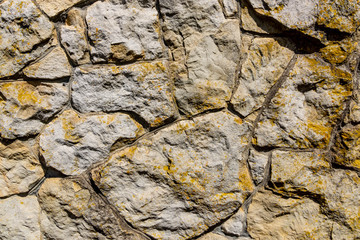 Wall of natural stone Wild stone