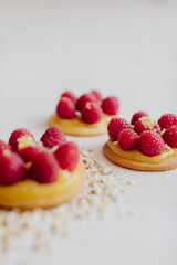 Tartelette aux framboise et au citron 