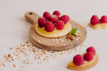 Tartelette aux framboise et au citron 