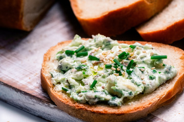 Brot mit brotaufstrich