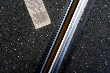 Strassenbelag im Detail. Betonkunst. Grafische Darstellung von Strasse, Gehweg, Asphalt und Markierung..