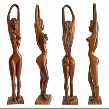 statuettes de femmes nues en bois