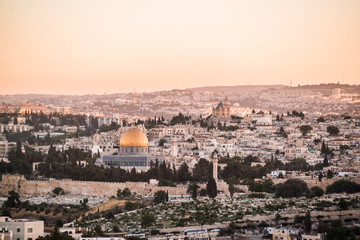 Fototapeta na wymiar sunset over golden dome of the rock in jerusalem israel