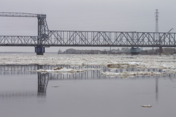 bridge over the river where the ice floe runs