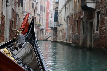Fototapeta na wymiar gondola in venice italy Gondola em Veneza na Italia Canal