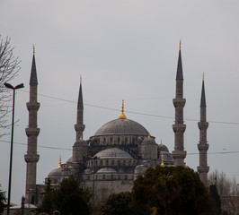 Fototapeta na wymiar Blue Masjid from Windows of Hagia