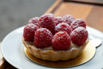 raspberry tart