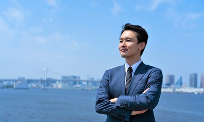 スーツを着たビジネスマンポートレート