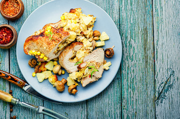 Stuffed meat with pineapple