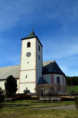 Fototapeta na wymiar St. Johann Baptist Kirche in Breitnau