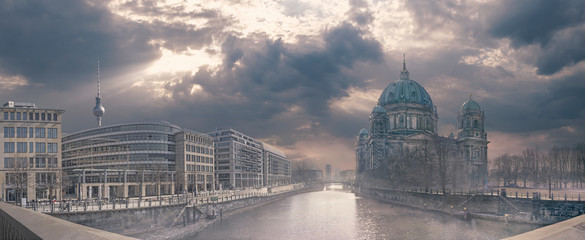 Berliner Dom April 2020 © Billy Brightlight