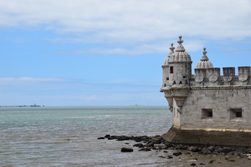 Außenmauer der Belem-Festung in Lissabon