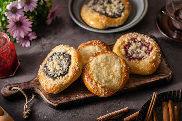Homemade rustic cakes