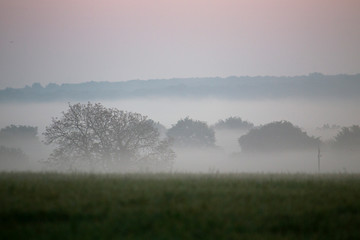 Lever soleil  dans le brouillard