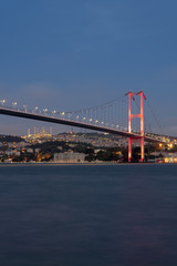 Fototapeta na wymiar A view of the Bospurus in Istanbul
