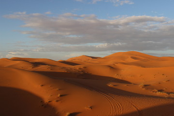 Fototapeta na wymiar sand dunes in sahara desert morocco