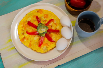 Omelet with bell pepper for a diet.