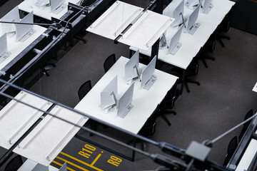 Computers hide under covers while coronacrisis, move to remote work