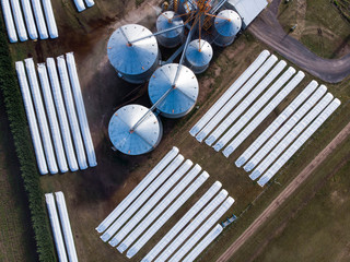 Silos para almacenar cereal.30-04-20.Foto: Marcelo Manera © Marcelo