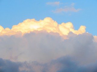 日本の田舎の風景　9月　夕焼雲