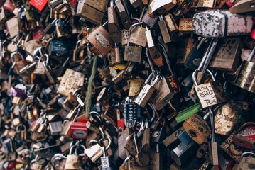 love locks bridge, Pont des Arts, France, Paris - obrazy, fototapety, plakaty