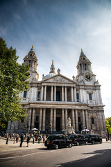 Naklejka premium st pauls cathedral