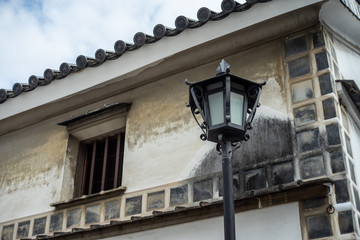 倉敷　美観地区　蔵と街燈
